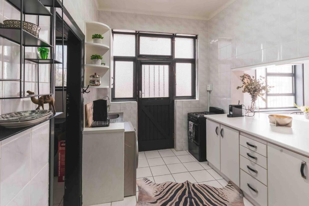 Cozy One-Bedroom In The Heart Of Sea Point Kapstaden Eksteriør billede